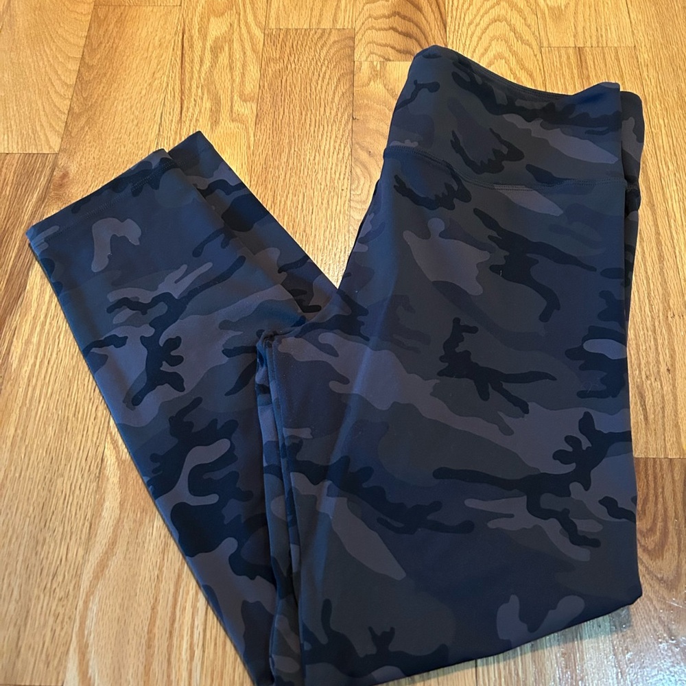 Women's Camouflage Leggings